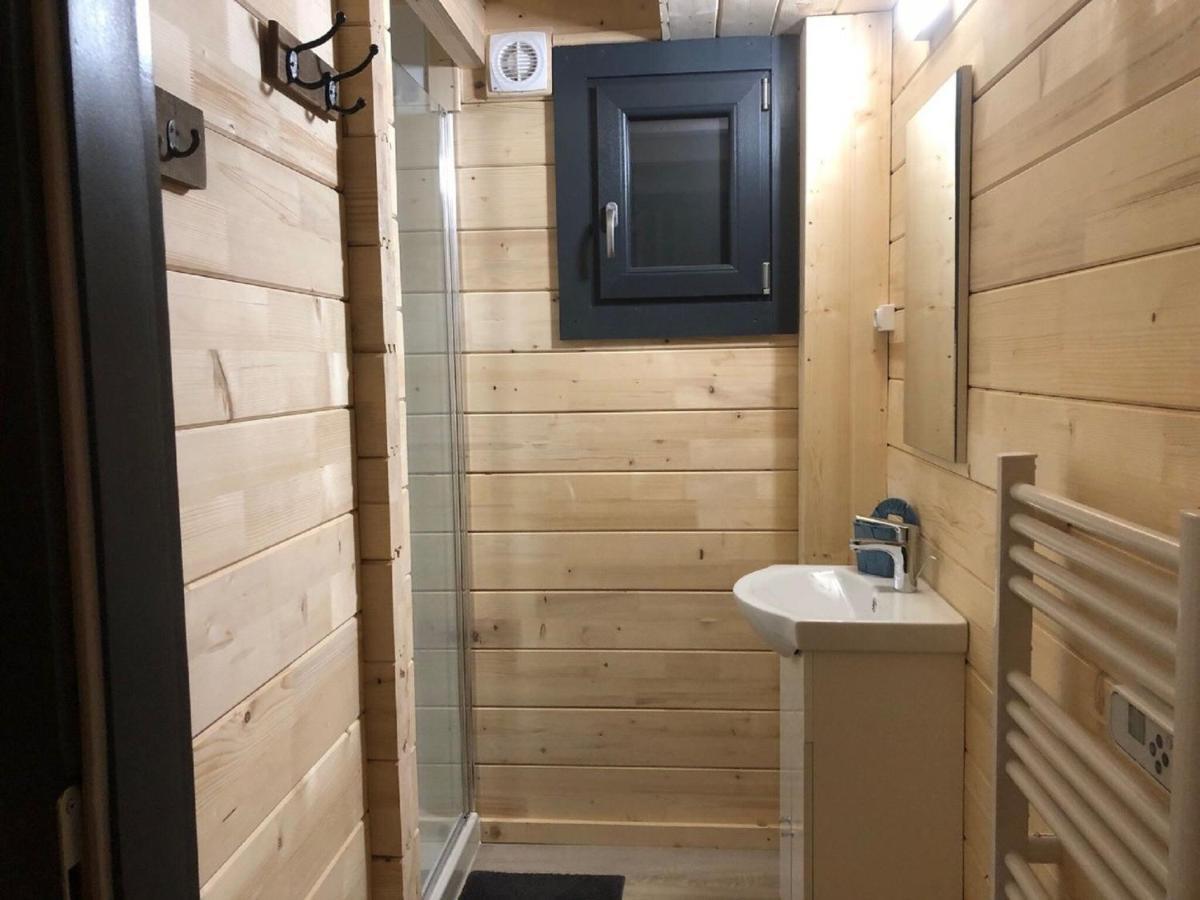 Chalet In Saint Laurent On A Slope 外观 照片