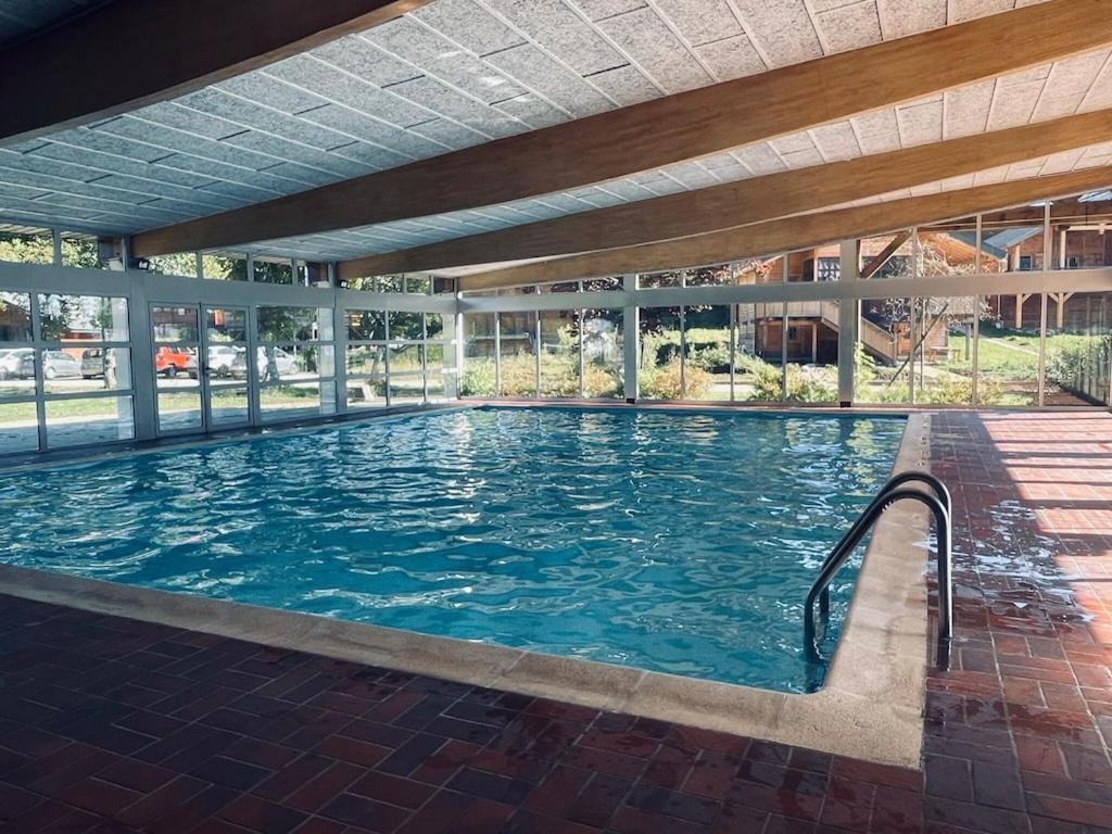 Chalet In Saint Laurent On A Slope 外观 照片